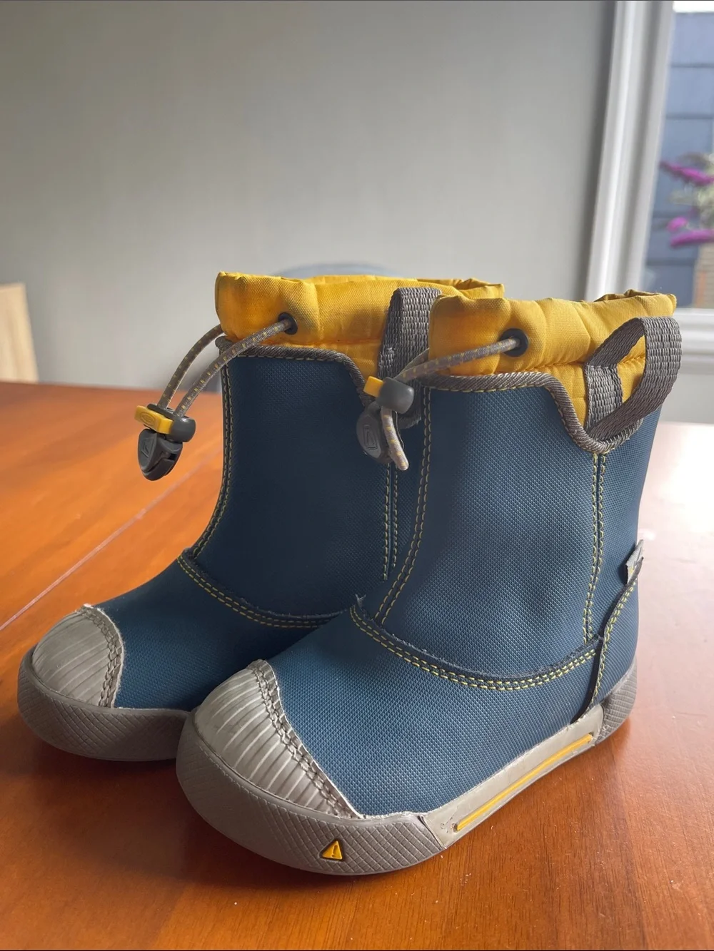 Keen Kids Navy and Yellow Waterproof Pull-On Rain Boots